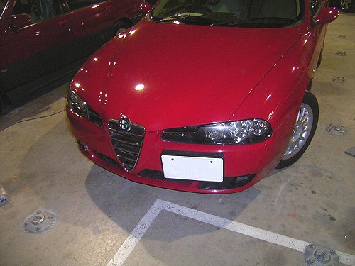 東京世田谷のアルファロメオ 156SW フロントバンパー交換